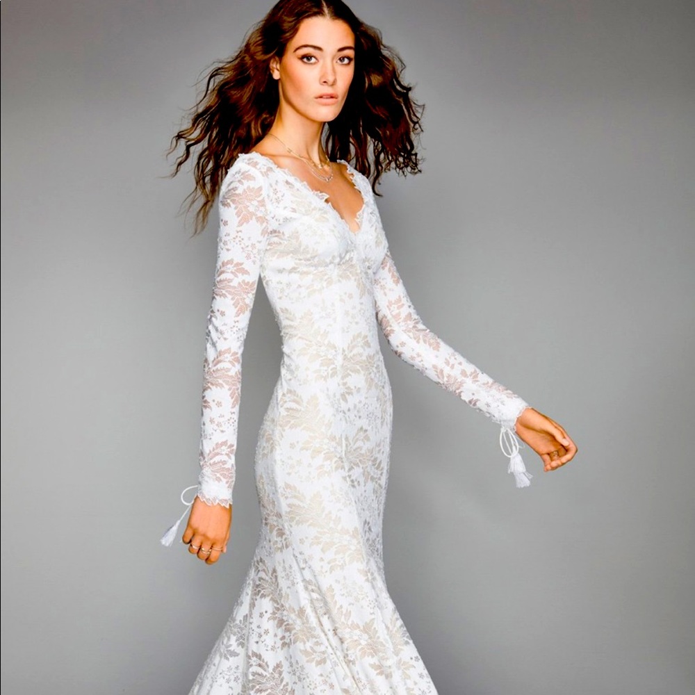 Long Sleeve lace  Wedding Dress by Willowby